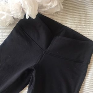 Wunder Under Crops Size 6